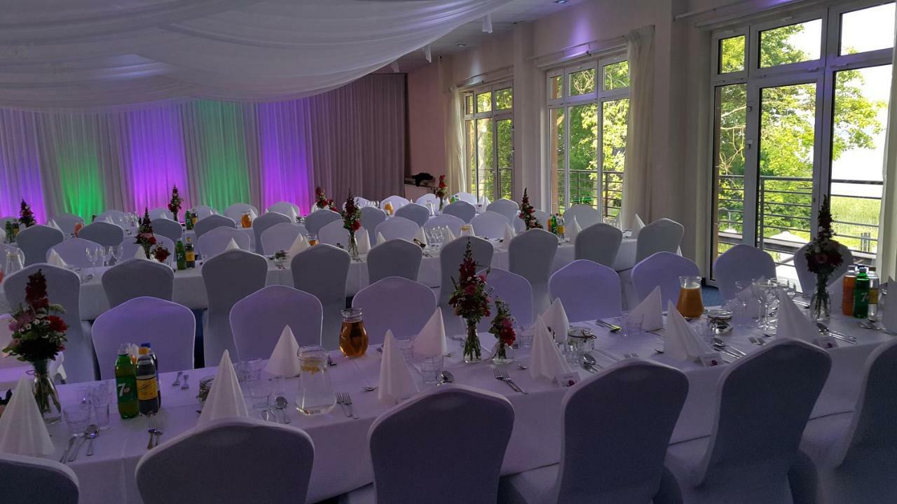 Hotel 500 Zegrze Buitenkant foto